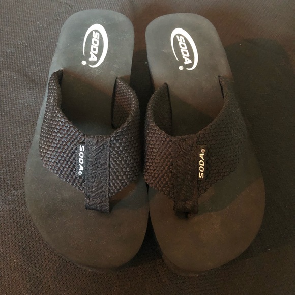 Soda Shoes - SODA Platform Flip Flops